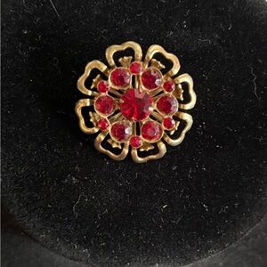 Vintage Gold and Red Gem Stone Brooch